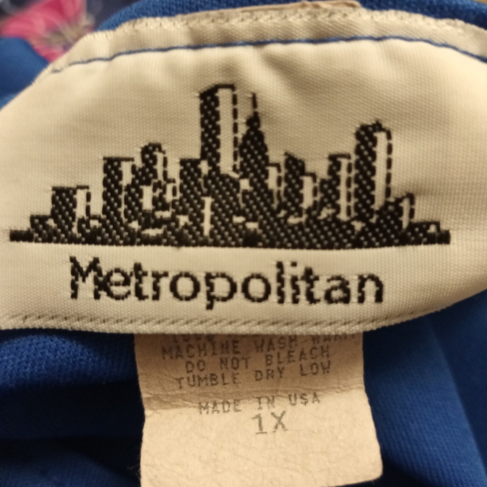 Metropolitan - Picture 3 of 3